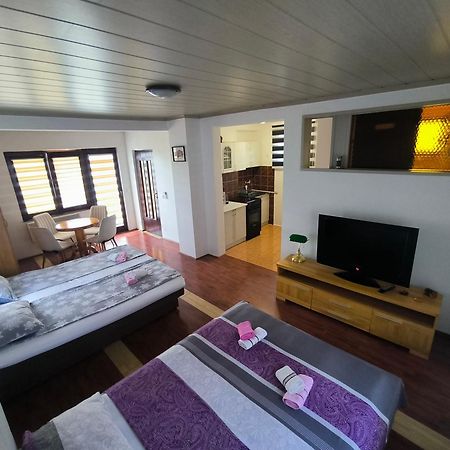 Centar Apartment ซาราเยโว ภายนอก รูปภาพ