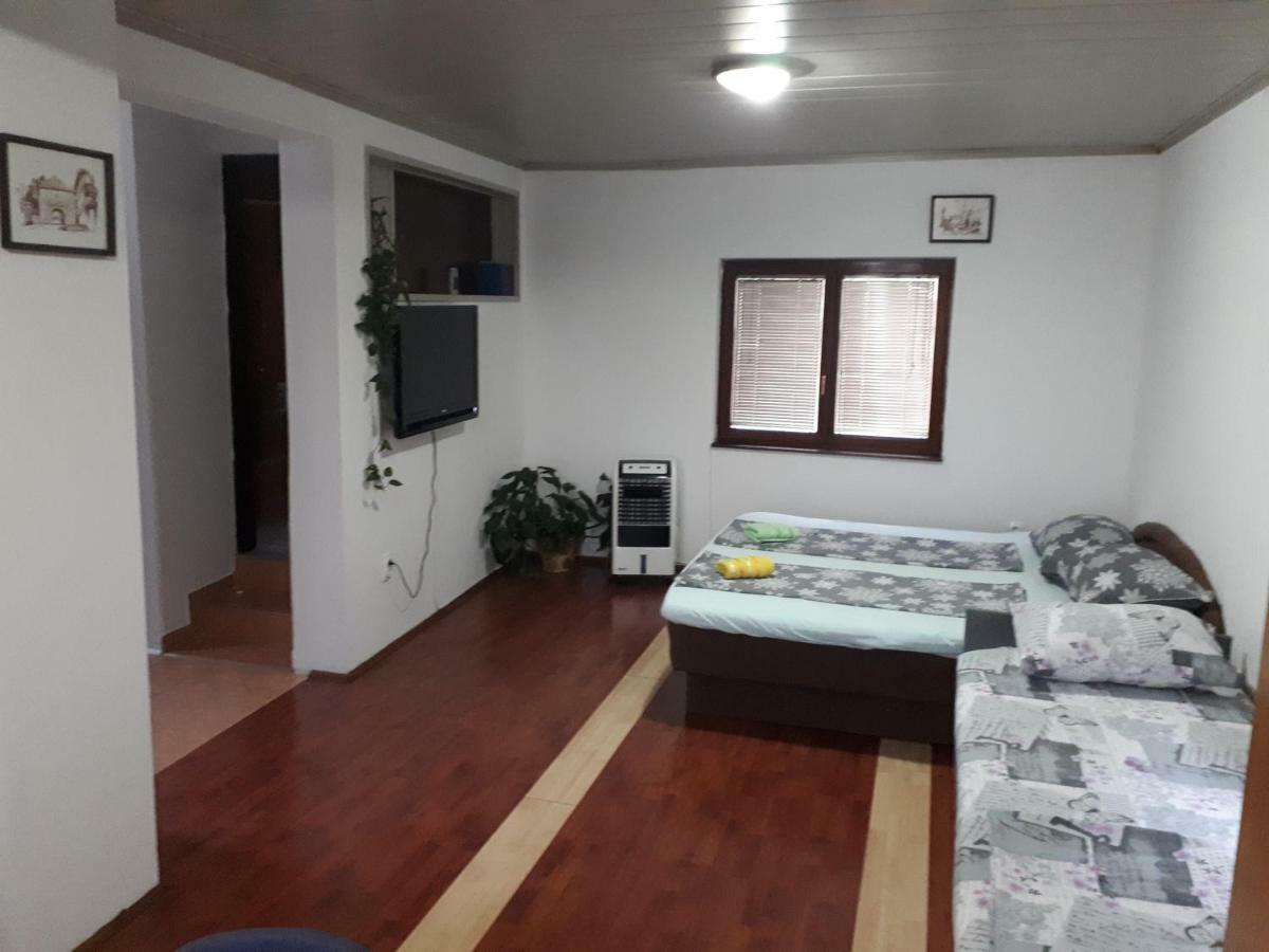 Centar Apartment ซาราเยโว ภายนอก รูปภาพ
