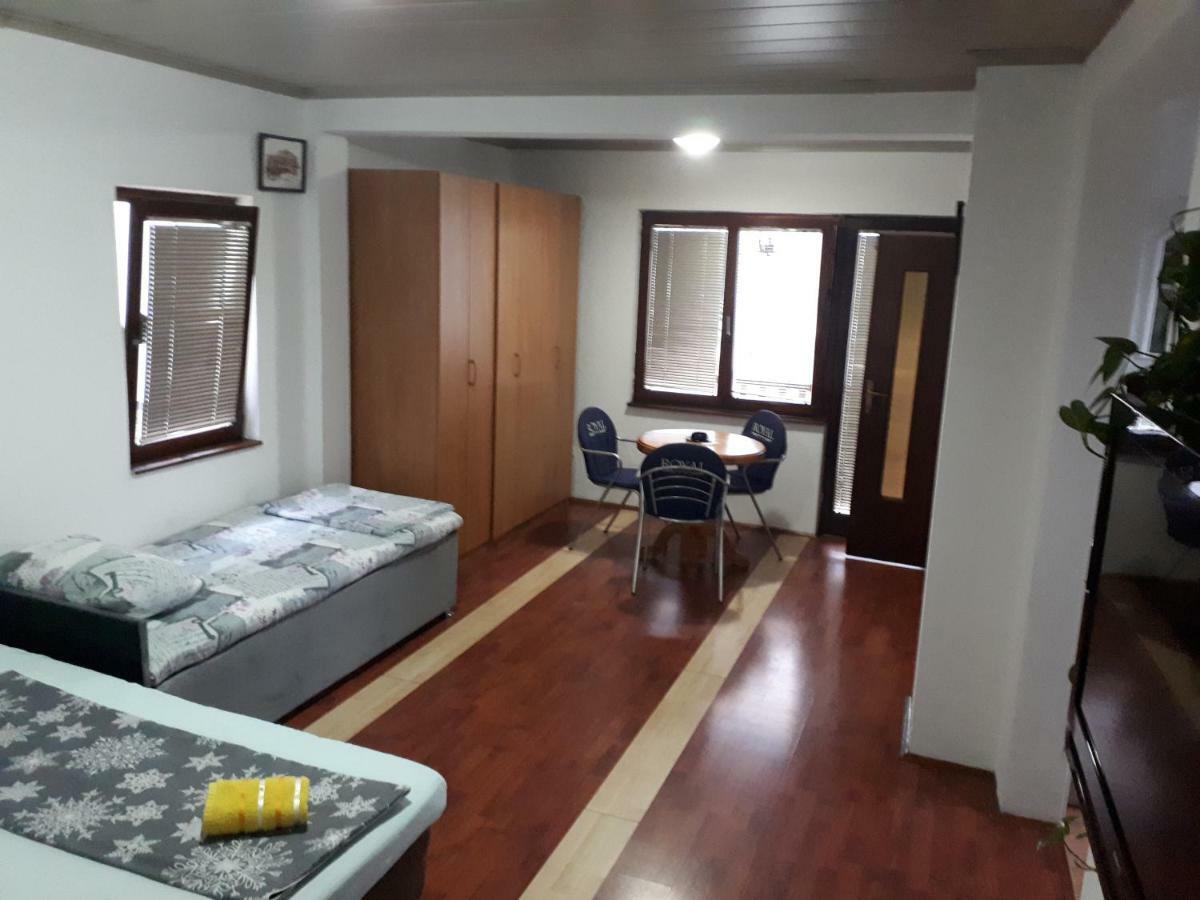 Centar Apartment ซาราเยโว ภายนอก รูปภาพ