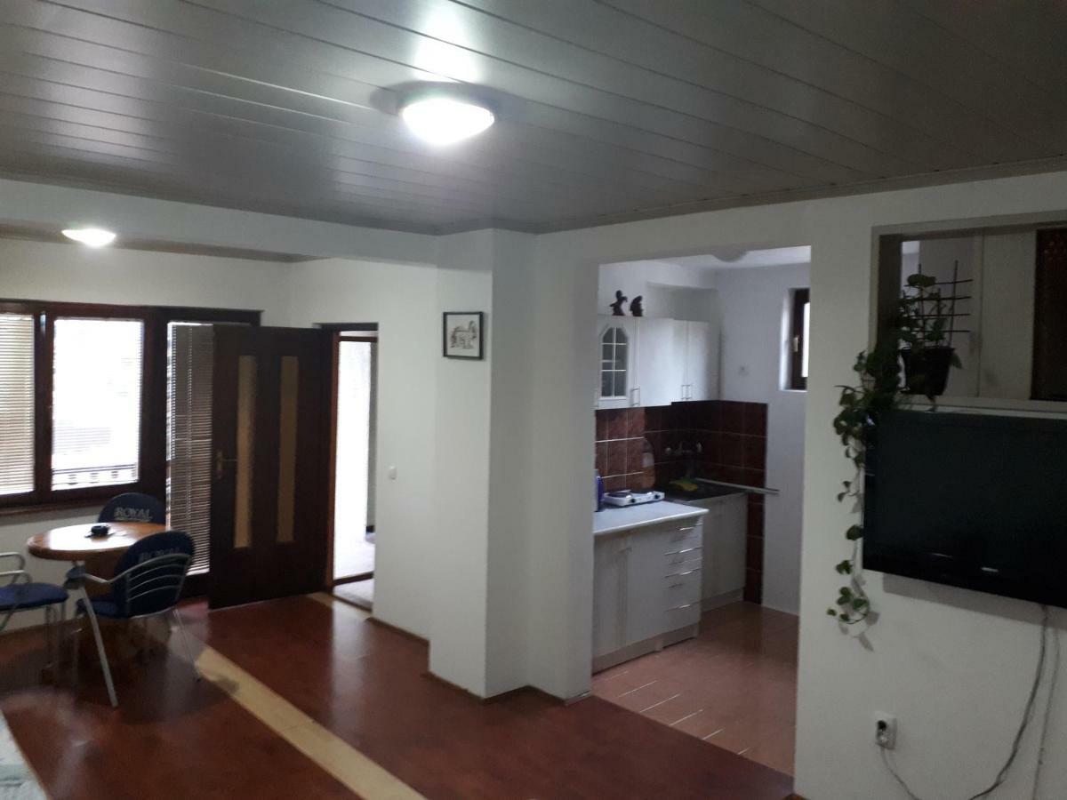 Centar Apartment ซาราเยโว ภายนอก รูปภาพ